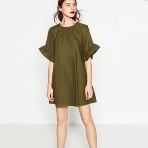 Green ruffle sleeve dress